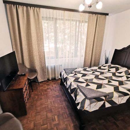 Cozy Apartment Sala Palatului Bucharest Luaran gambar